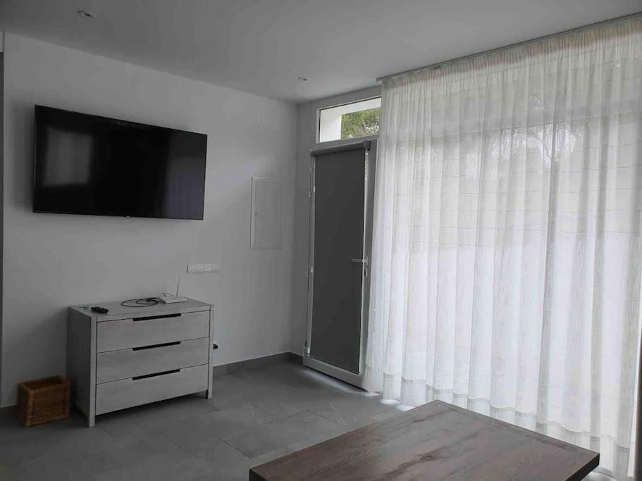 Espectacular Planta Baja Con Terraza Y Parking A 5 Min De La Playa Apartment Cadaques Bagian luar foto